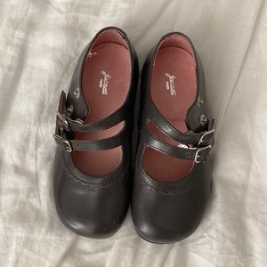 Jacadi shoes size 24